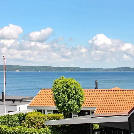 8 Person In * Børkop