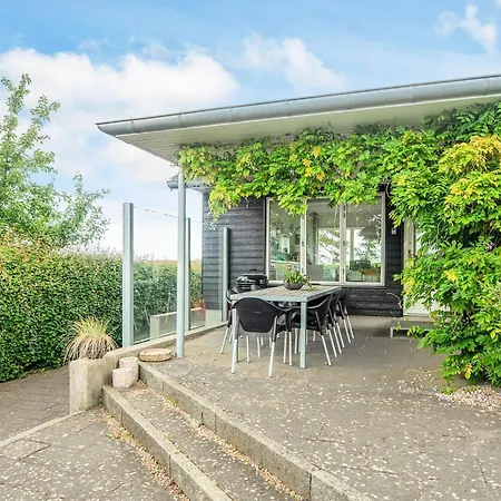 4 Star In Holiday home